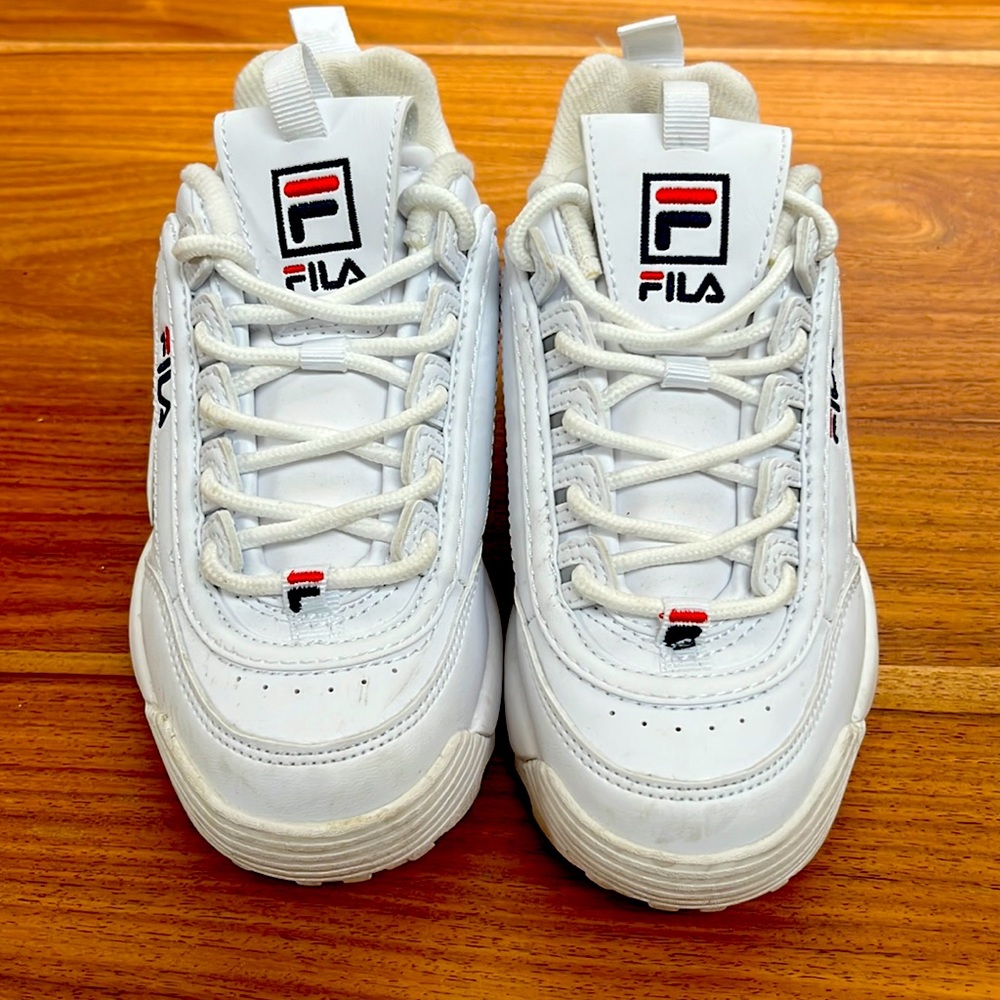 Size 1 Fila shoes